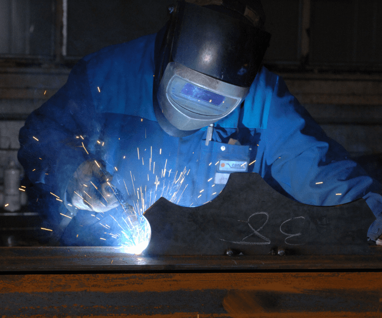 Serrurier-métallier— la Construction